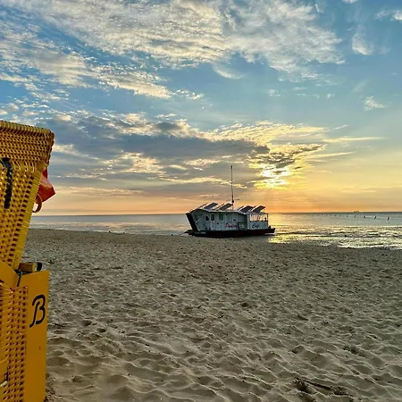 Urlaub Mit Blick Auf Duhner Heide Cuxhaven